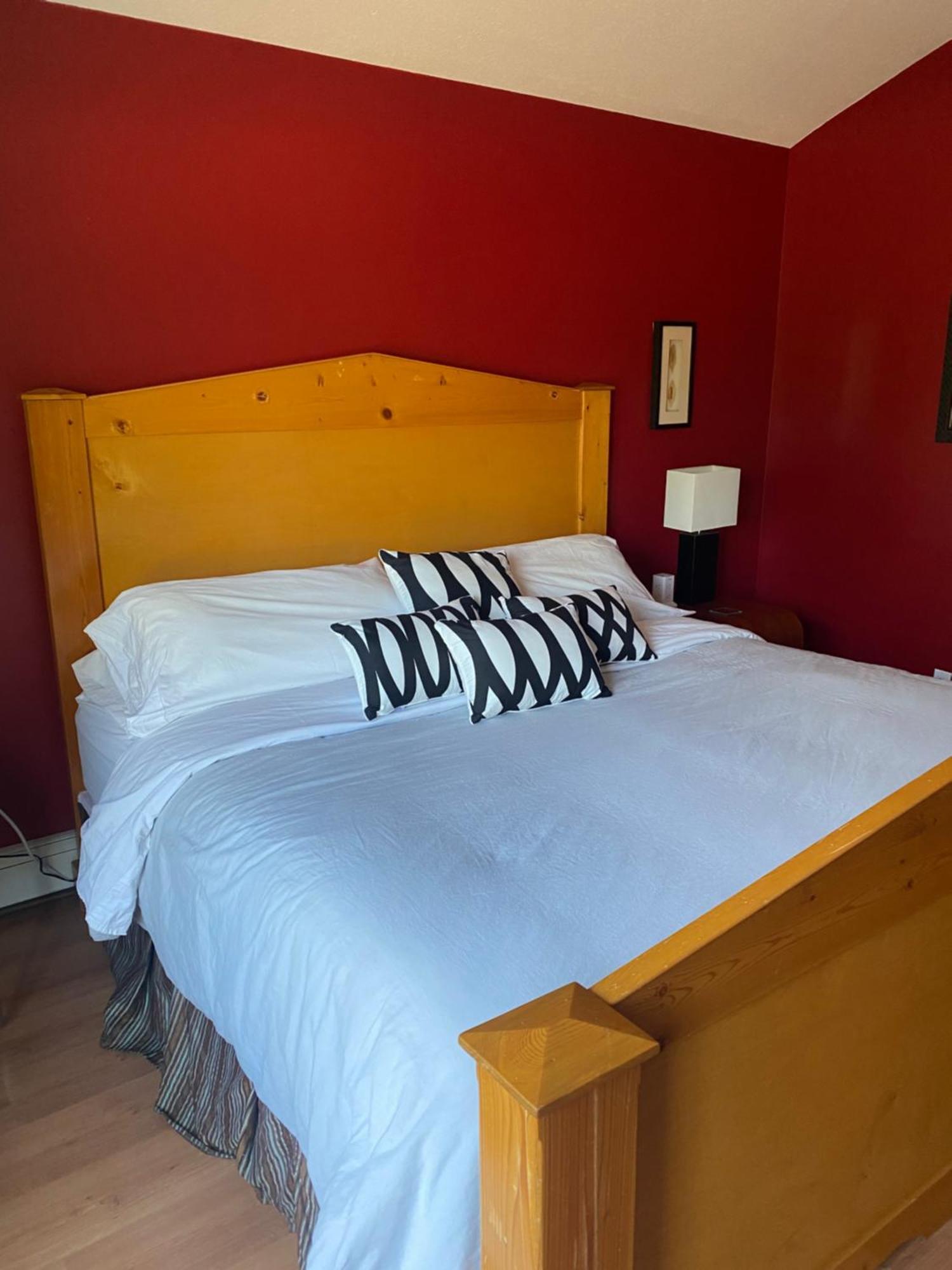 Rose Cottage Bed & Breakfast Вейлмаунт Экстерьер фото